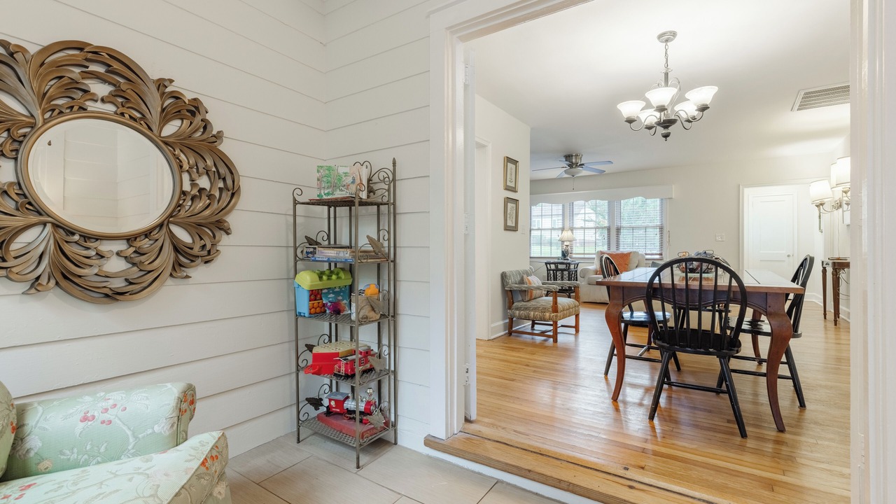 Photo of Bedroom in Greenville - Spartanburg