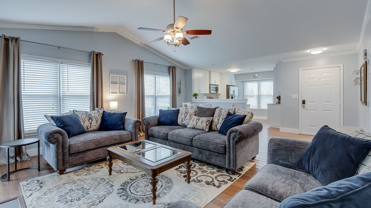 Photo of Livingroom in Five Forks