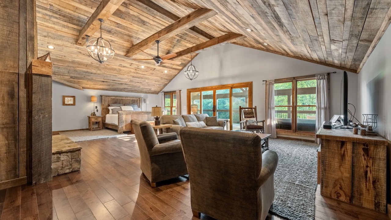 Photo of Livingroom in Mineral Bluff