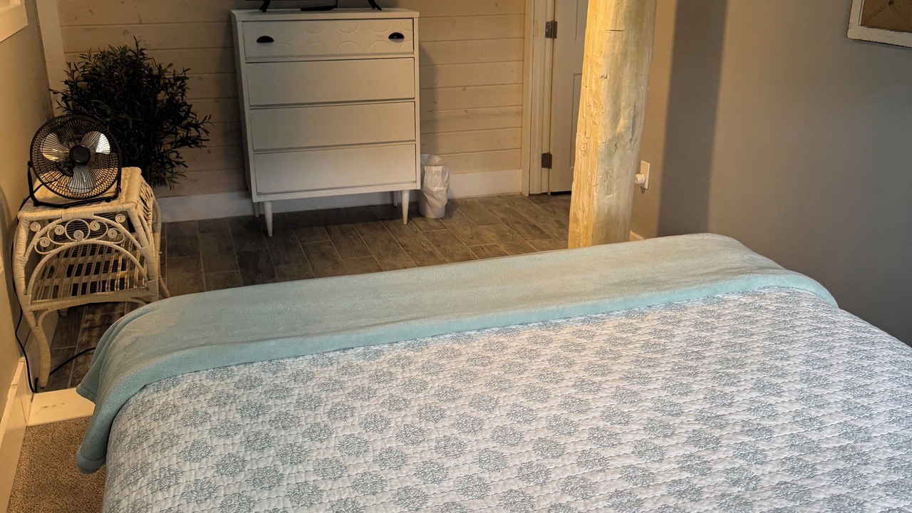 Photo of Bedroom in Broadkill Beach