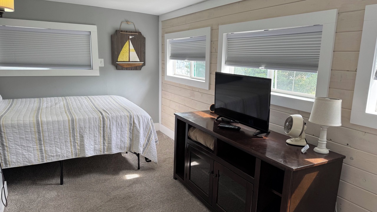 Photo of Bedroom in Broadkill Beach