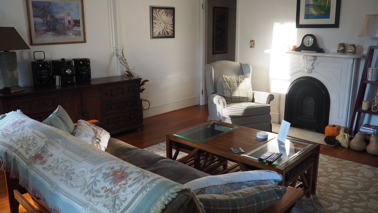 Photo of Livingroom in Lee