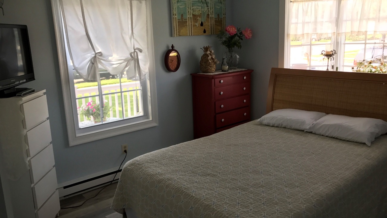 Photo of Bedroom in Village Green