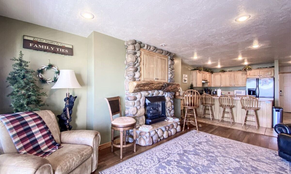 Photo of Bedroom in Harbor Village