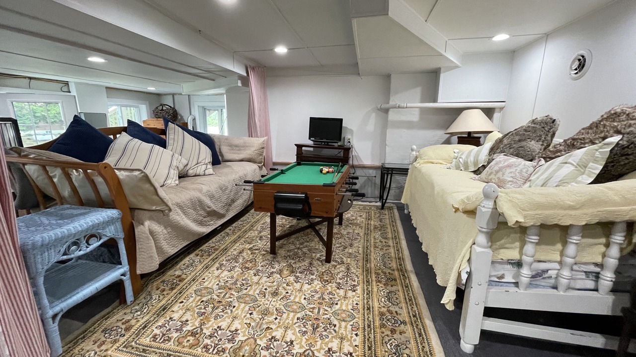 Photo of Bedroom in Cambridge Springs
