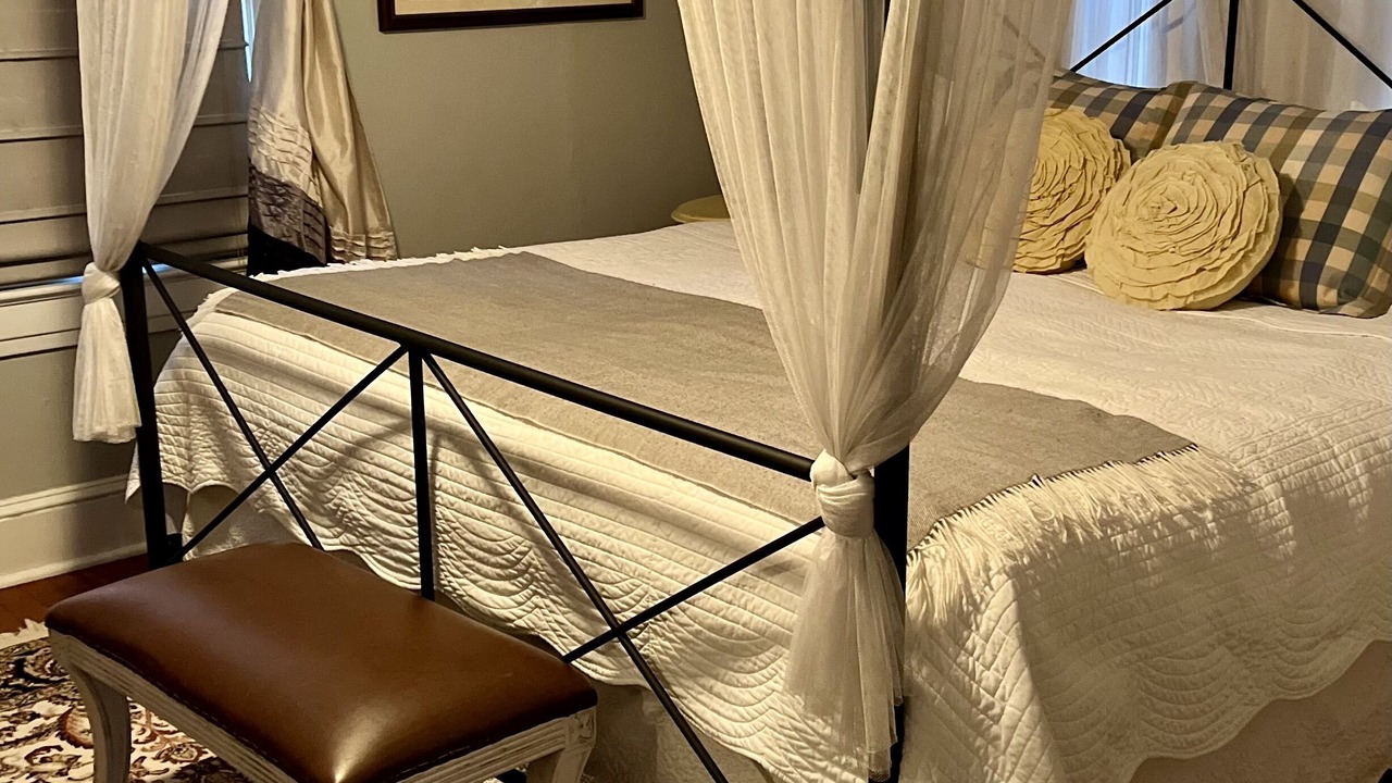 Photo of Bedroom in Historic Downtown Manteo