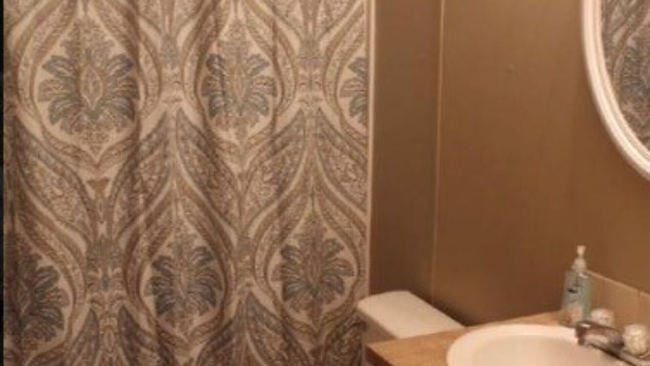 Photo of Bathroom in Nelsonville