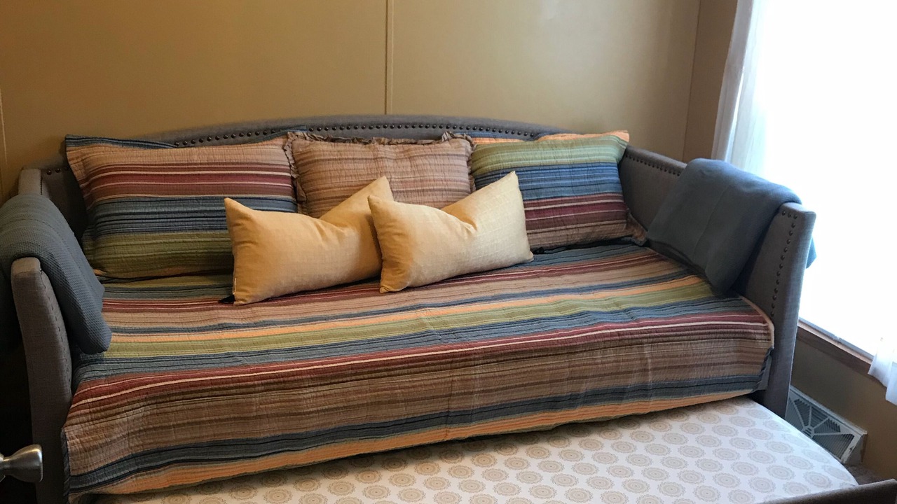 Photo of Bedroom in Nelsonville