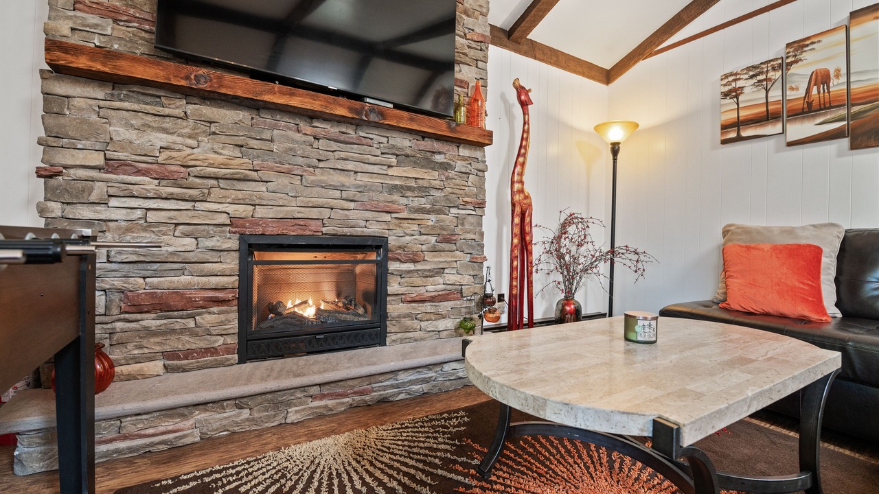 Photo of Livingroom in Long Pond