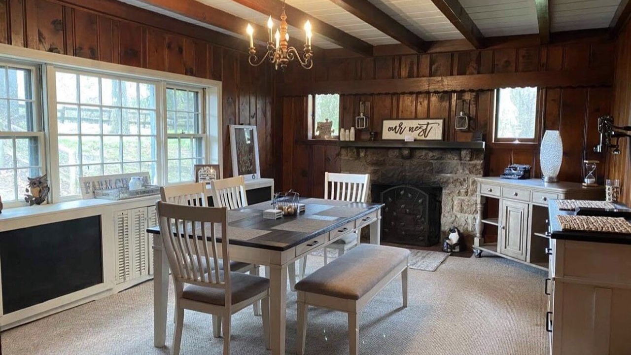 Photo of Livingroom in Sinking Spring