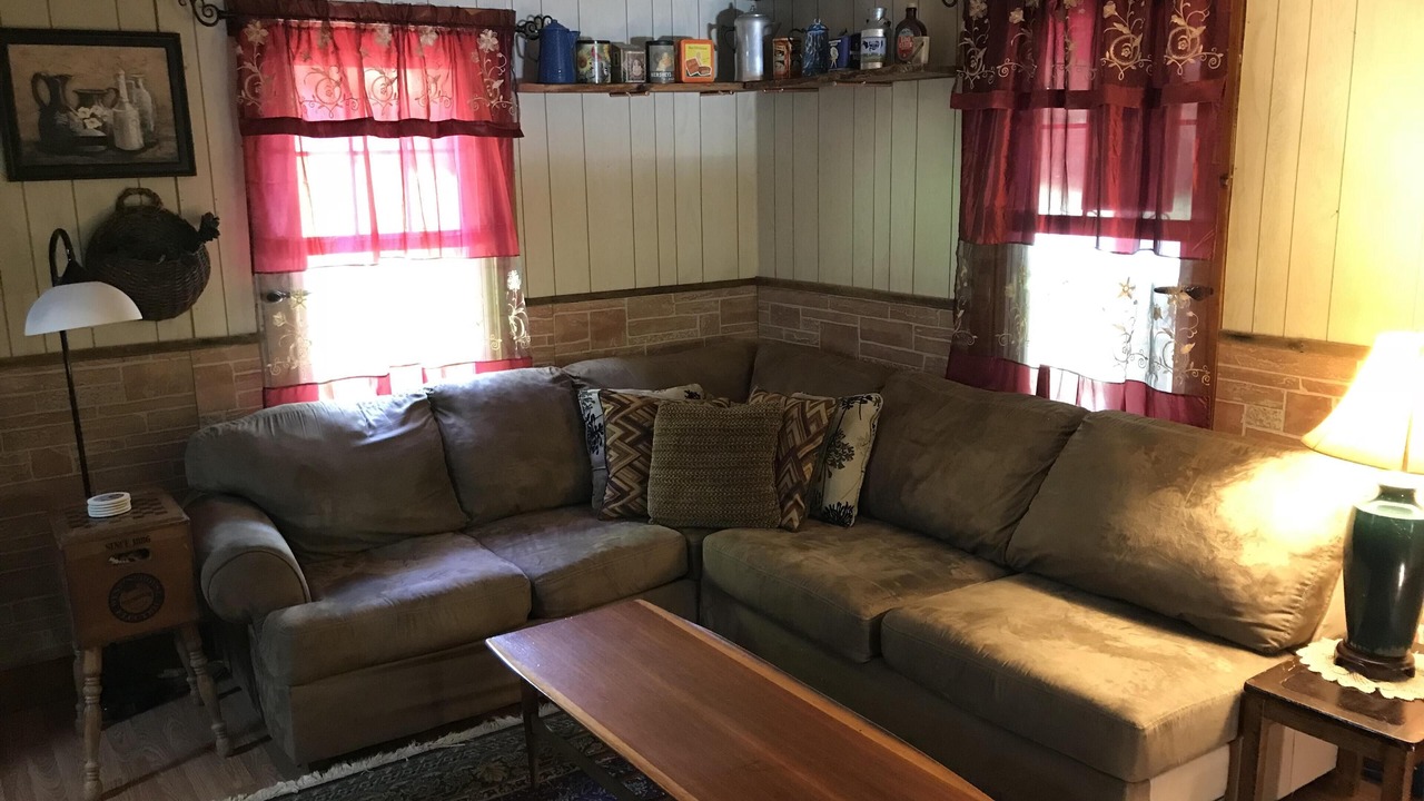 Photo of Livingroom in Seven Springs
