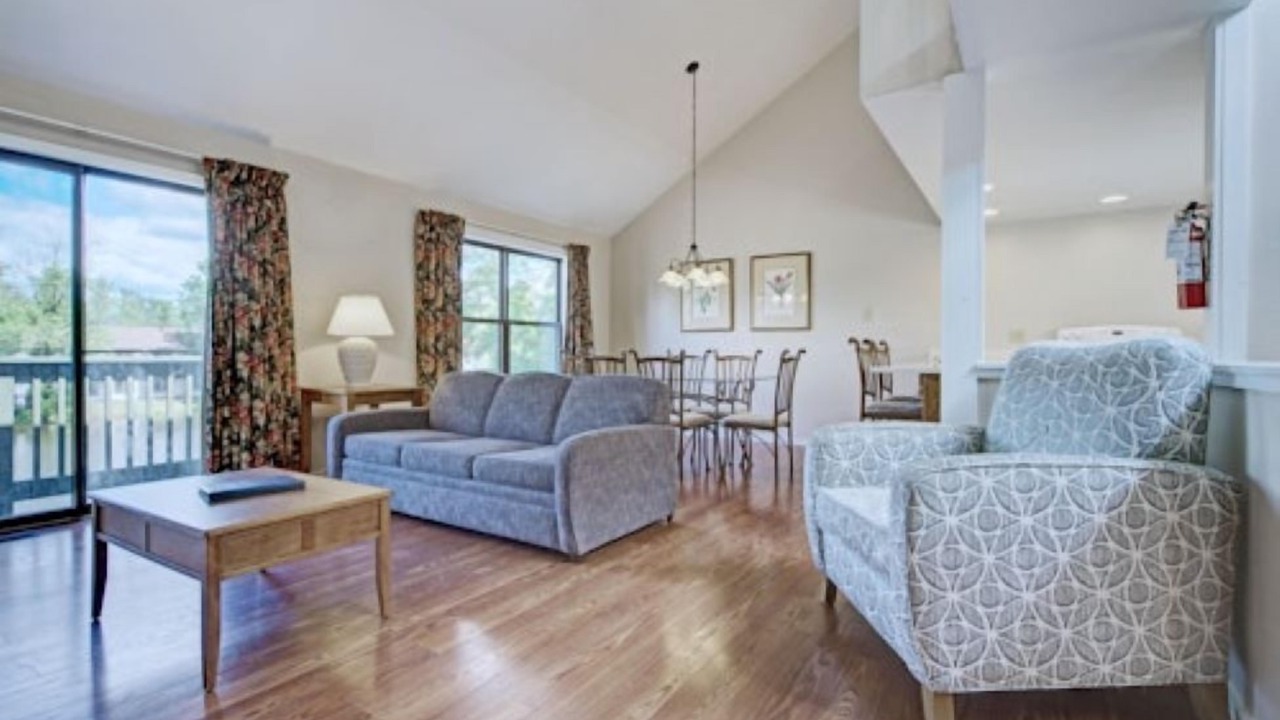 Photo of Livingroom in East Stroudsburg