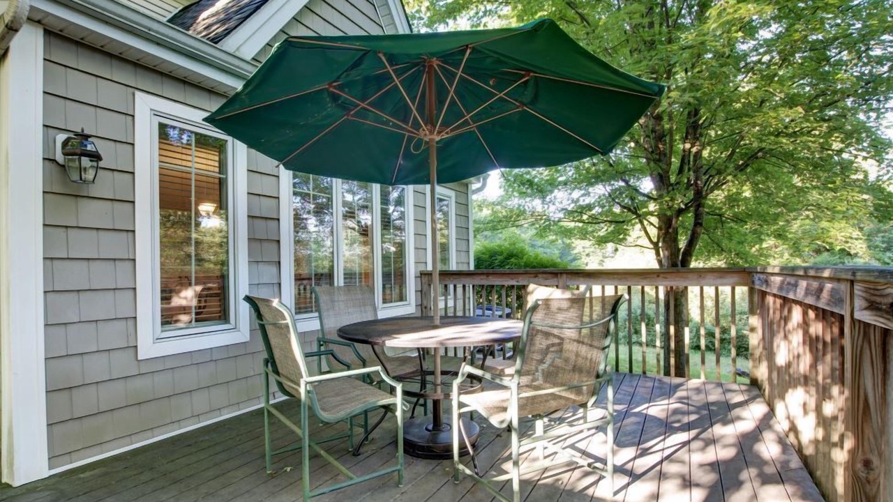 Photo of Patio Balcony in East Stroudsburg