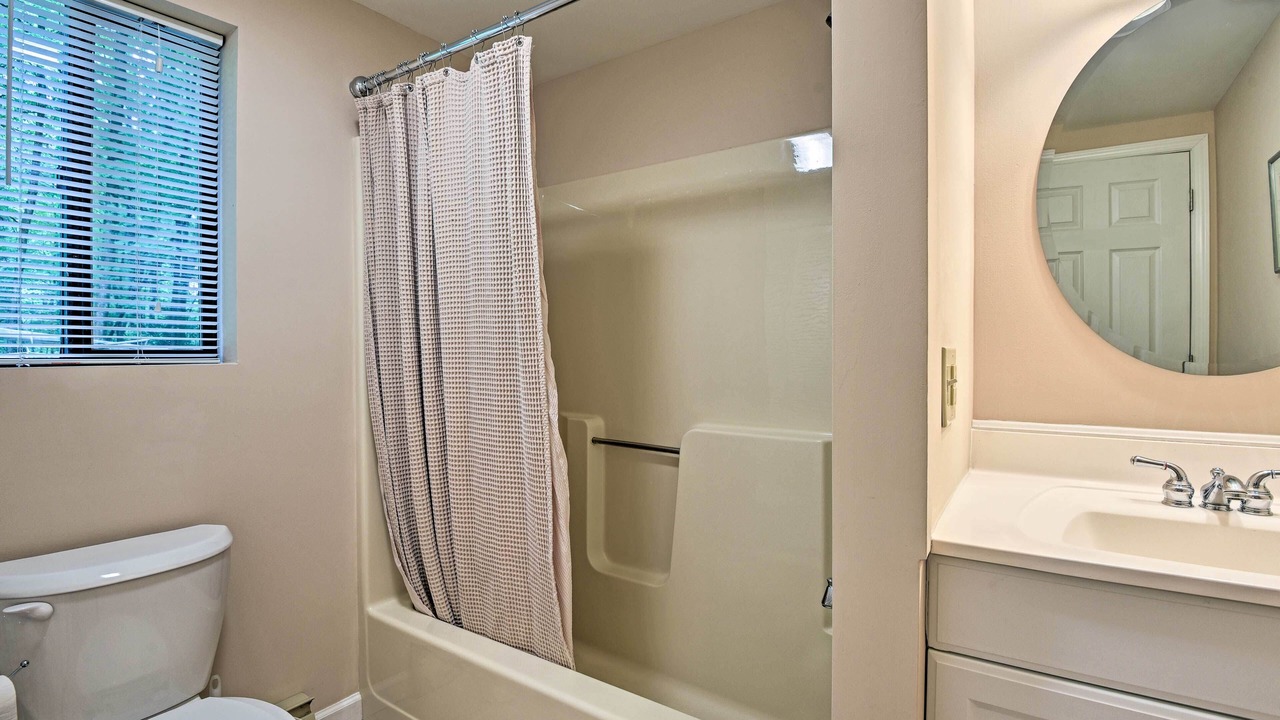 Photo of Bathroom in Pocono Lake