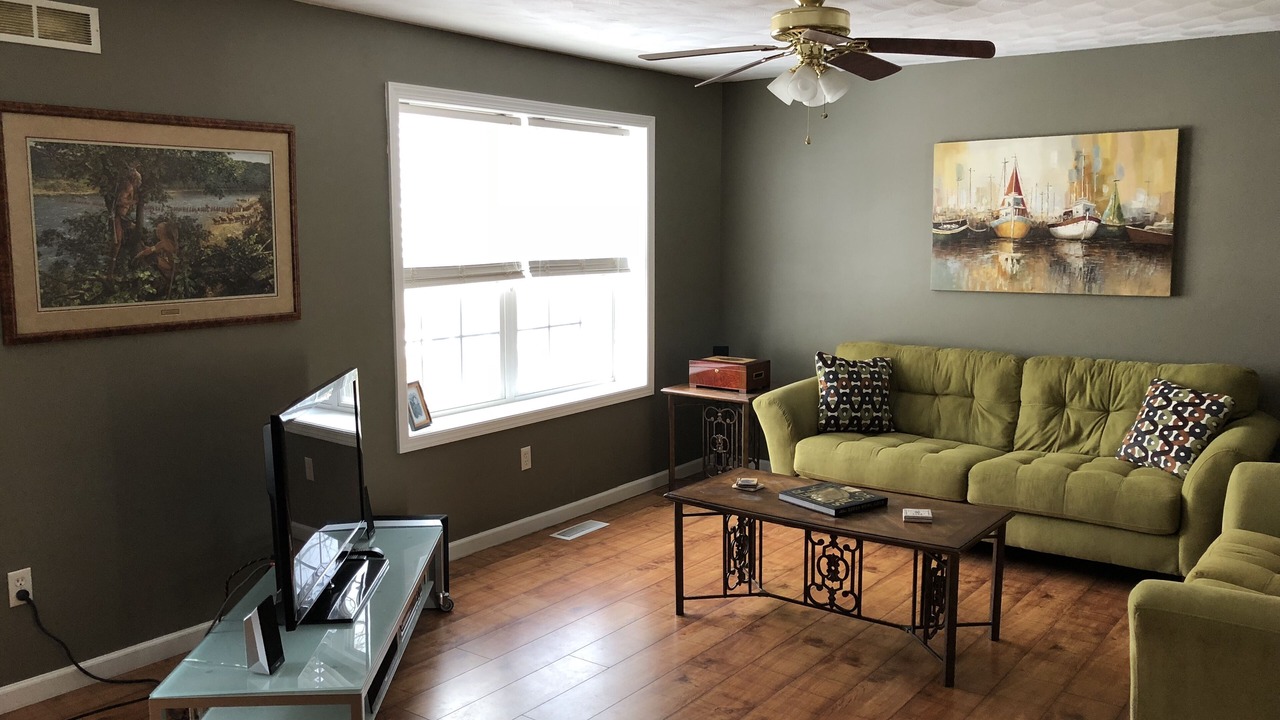 Photo of Livingroom in Park Forest Village