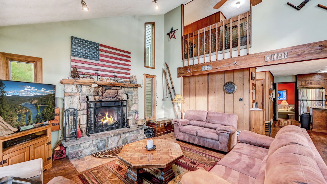Photo of Livingroom in Gouldsboro