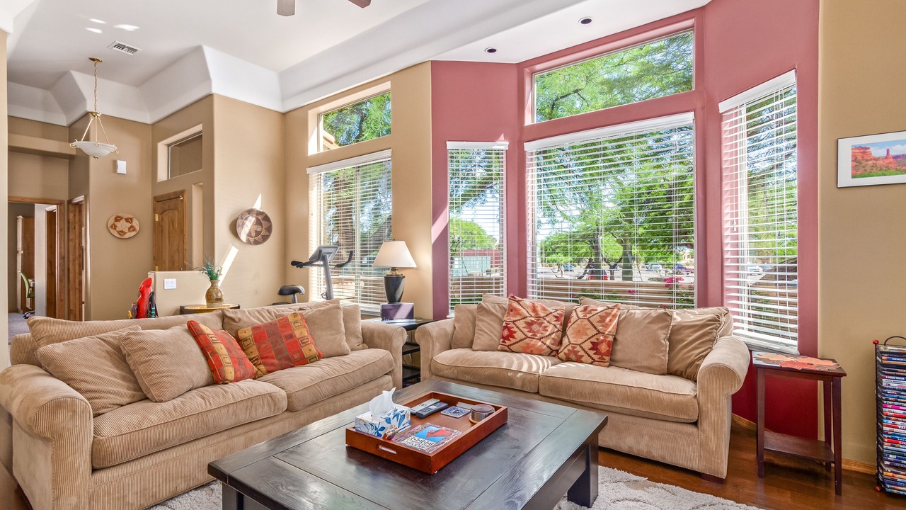 Photo of Livingroom in Red Mountain Ranch