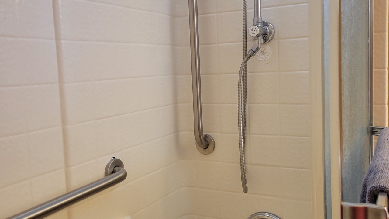 Photo of Bathroom in Red Mountain Ranch