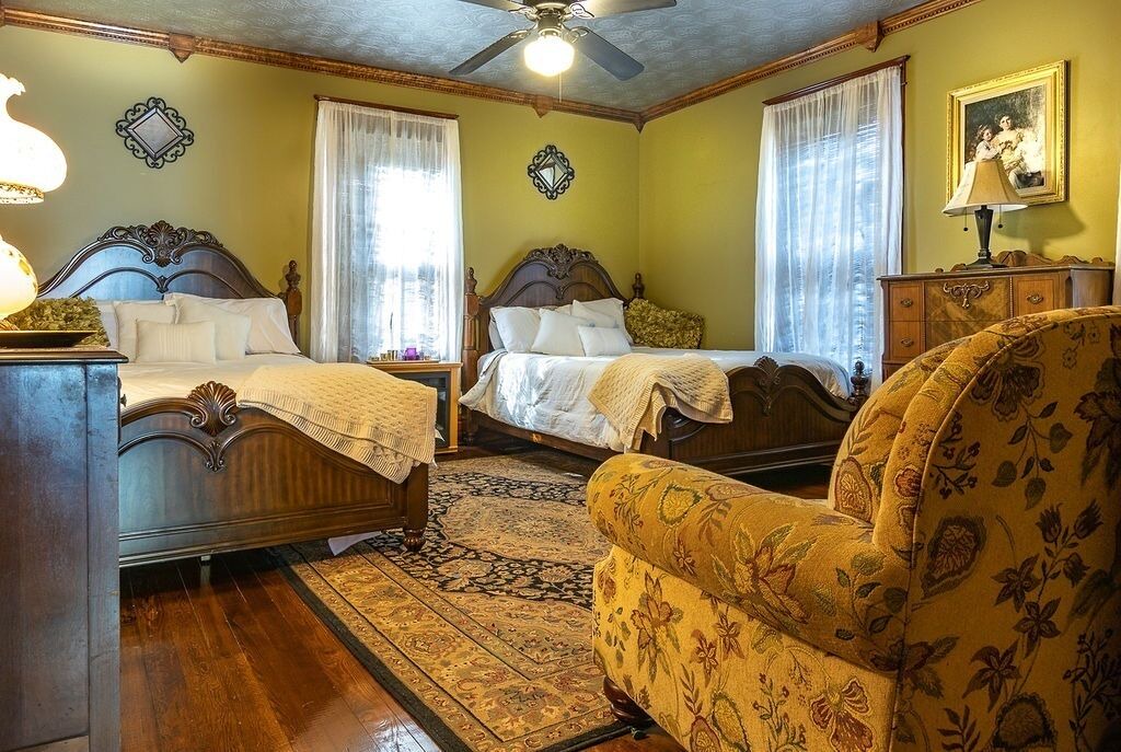 Photo of Bedroom in Nelsonville