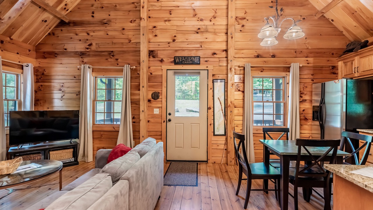 Photo of Livingroom in Peach Glen