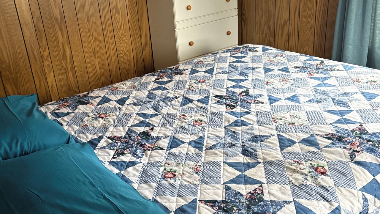 Photo of Bedroom in Pymatuning Central