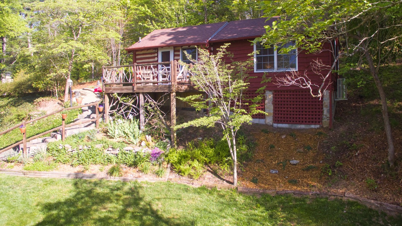 Photo of Outdoor in Laurel Park