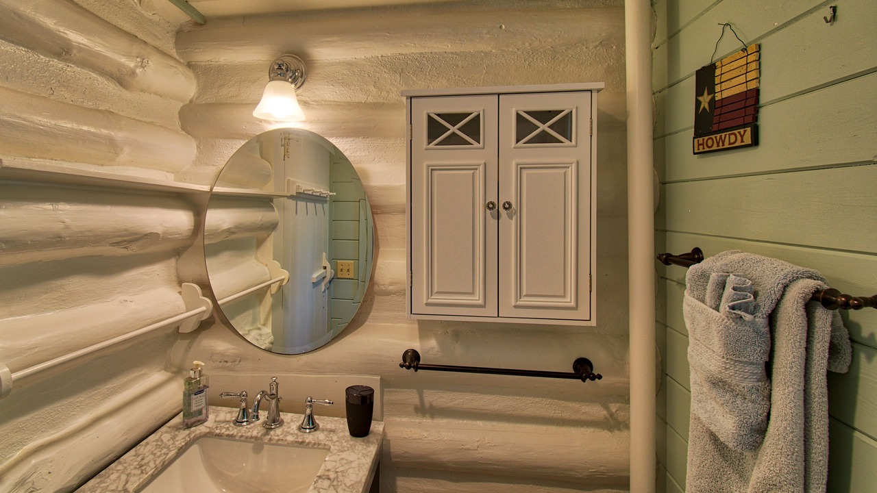 Photo of Bathroom in Laurel Park