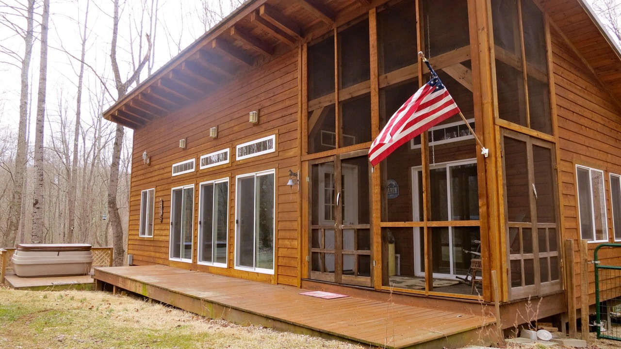Photo of Outdoor in Nelsonville