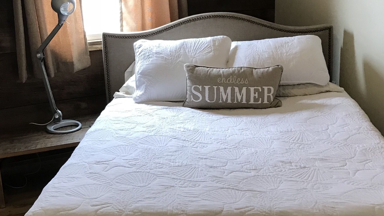 Photo of Bedroom in Mystic Island