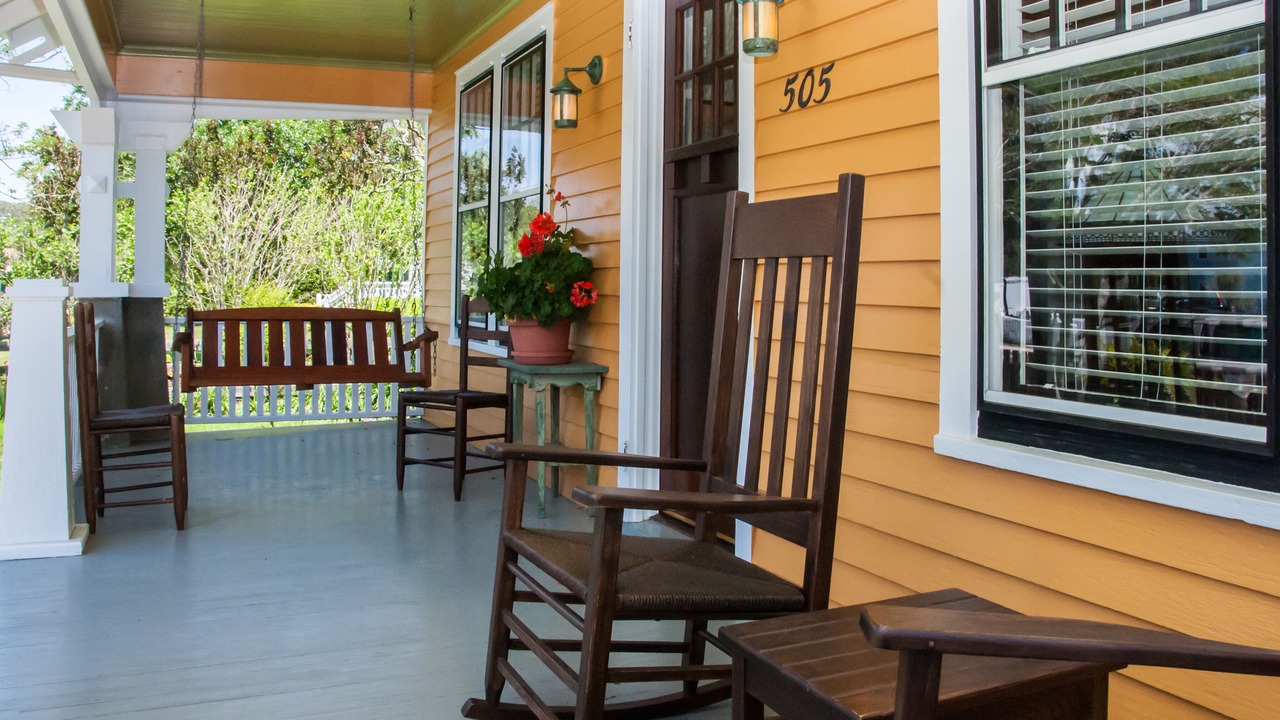 Photo of Patio Balcony in Historic Downtown Manteo
