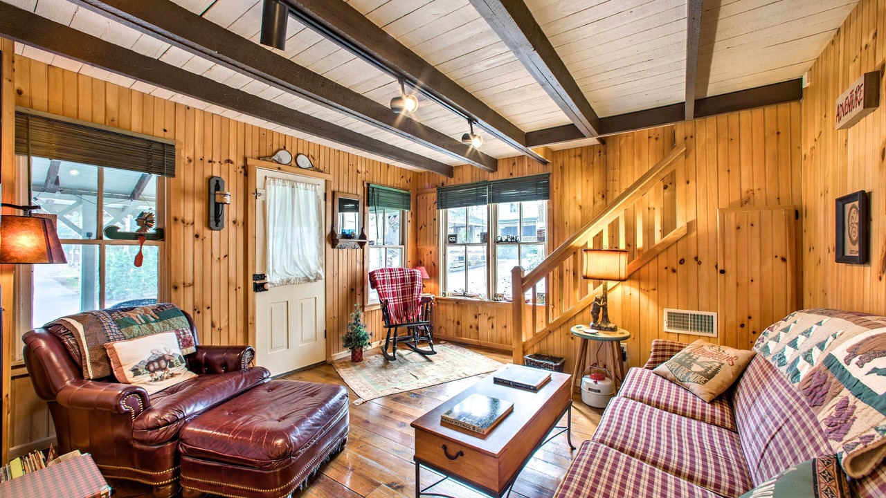 Photo of Livingroom in Mount Gretna Heights