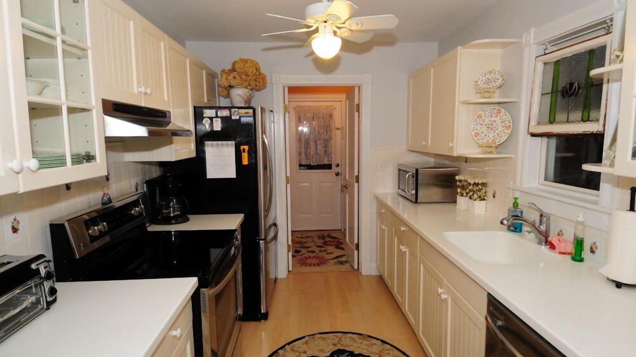Photo of Bedroom in Historic Downtown Manteo