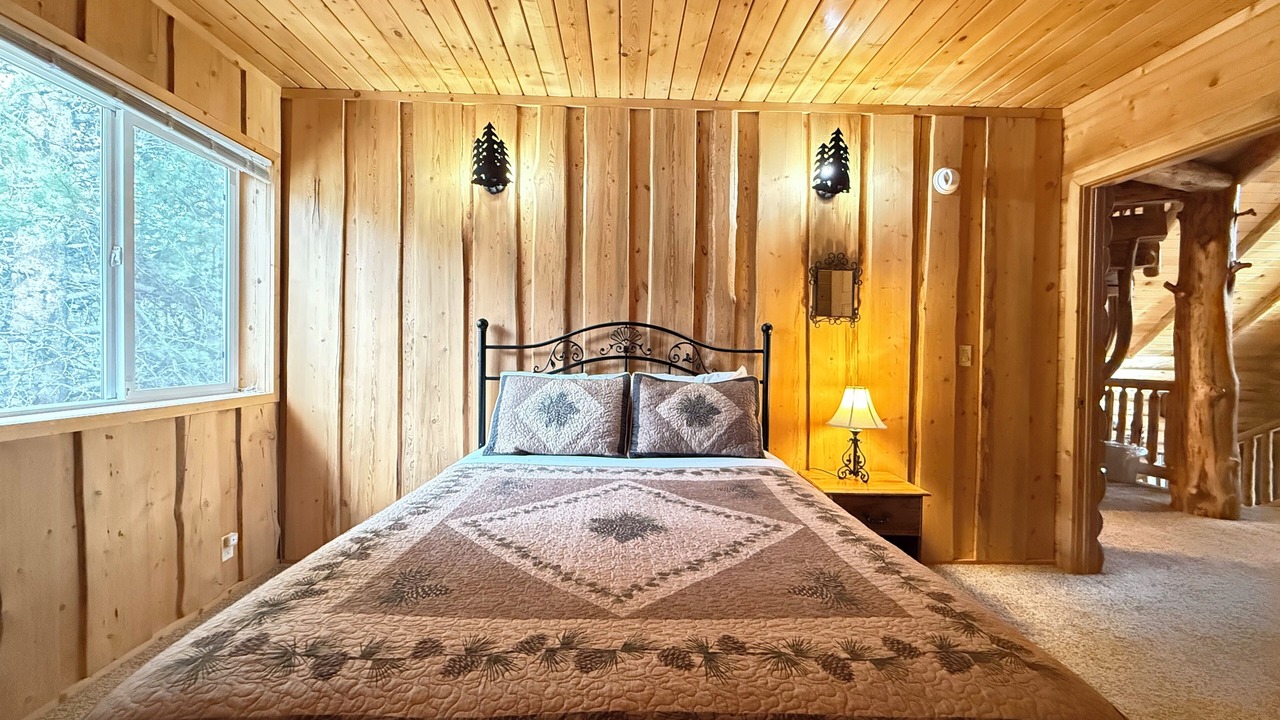 Photo of Bedroom in Island Park