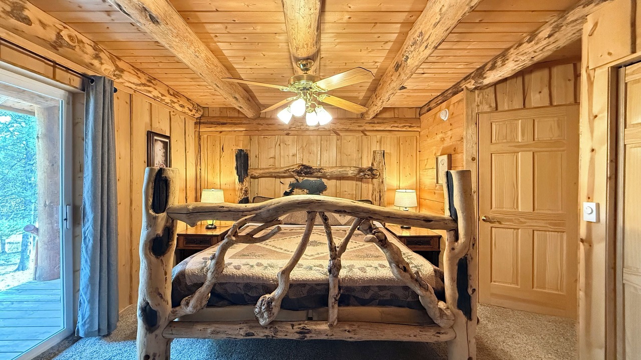 Photo of Bedroom in Island Park