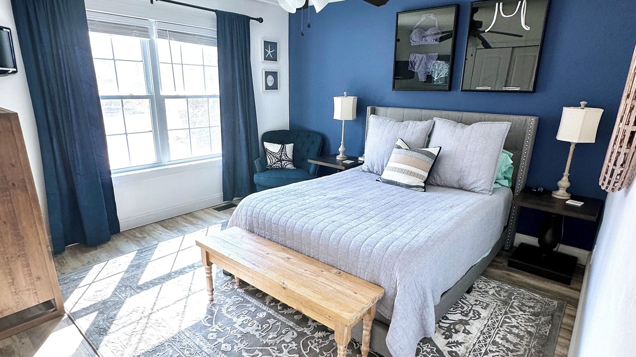 Photo of Bedroom in Town Bank