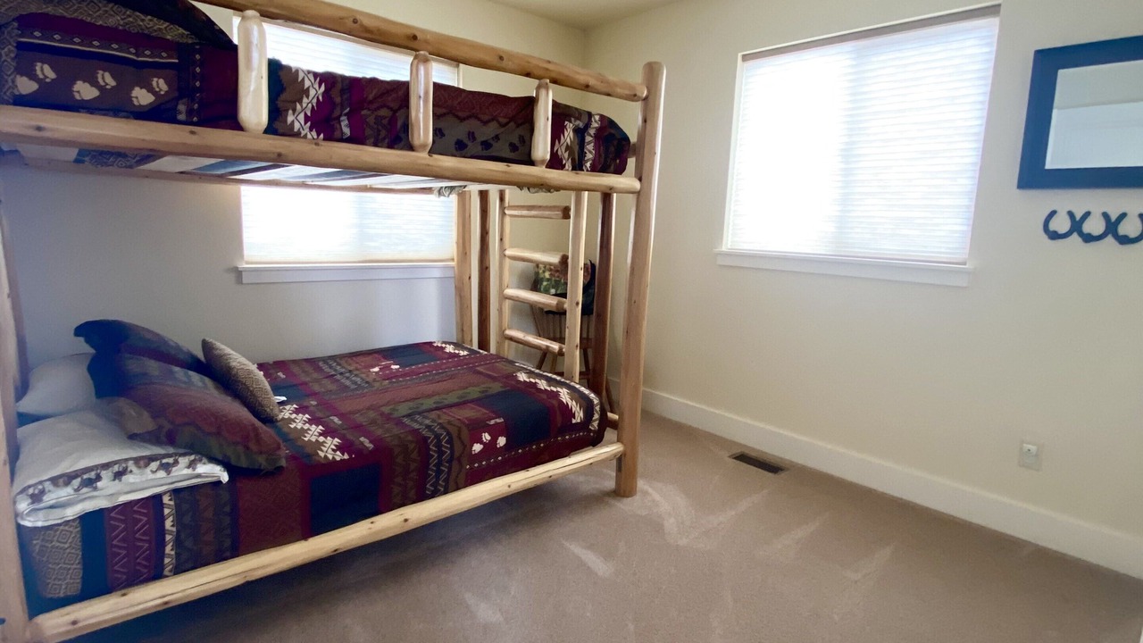 Photo of Bedroom in Fish Haven