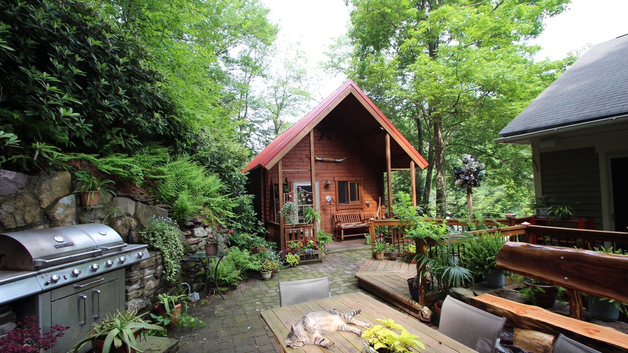 Photo of Outdoor in Ashfield
