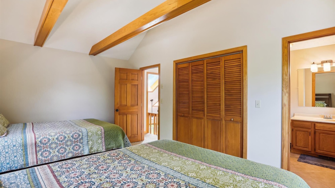 Photo of Bedroom in Timberline