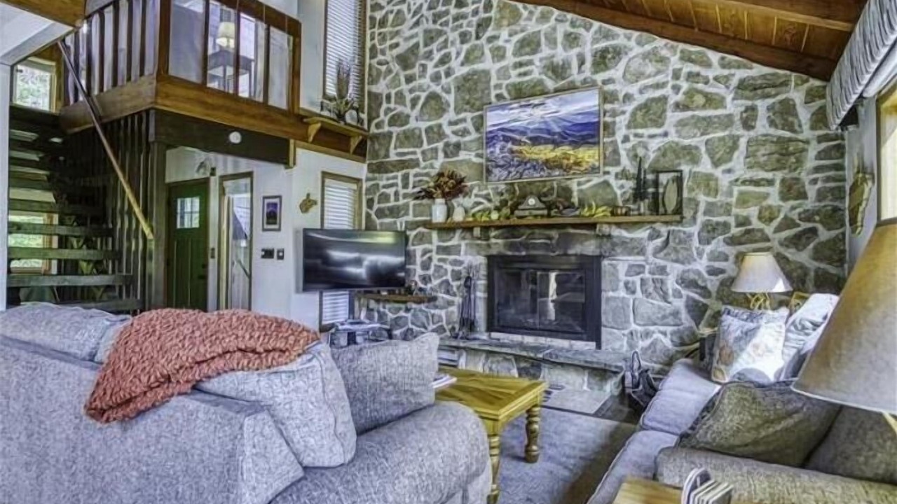 Photo of Livingroom in Timberline