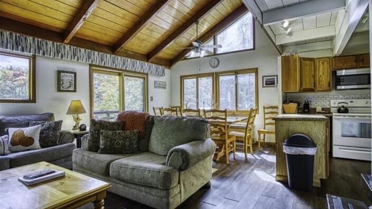 Photo of Livingroom in Timberline