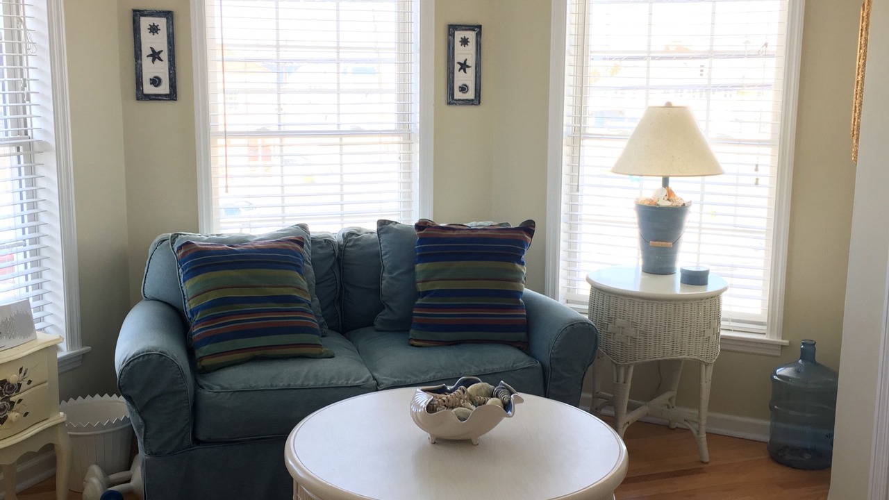 Photo of Livingroom in Ortley Beach