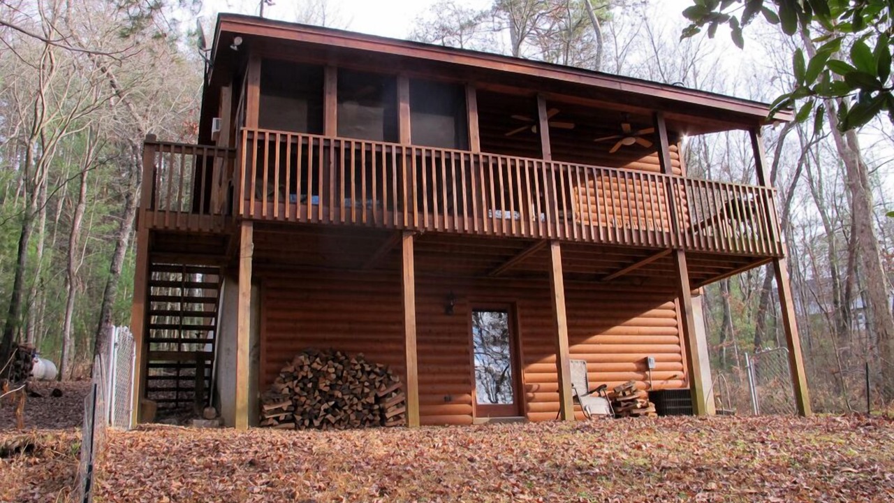 Photo of Bedroom in Mineral Bluff