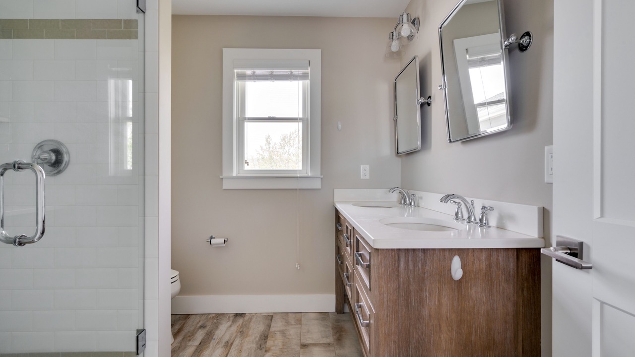 Photo of Bathroom in Surf City