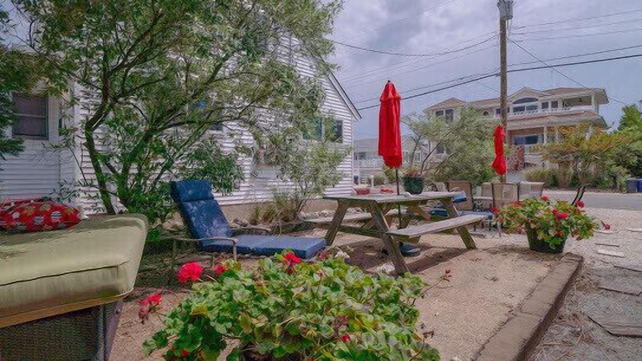 Photo of Patio Balcony in North Beach Haven