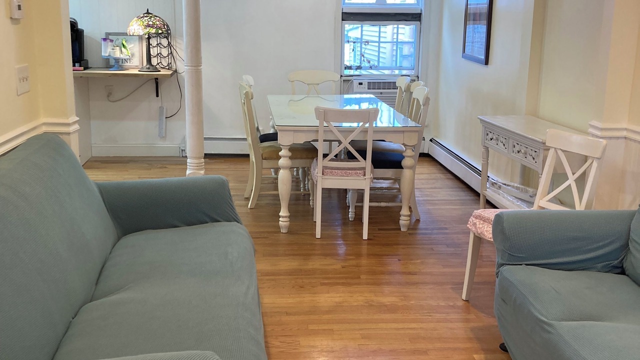 Photo of Livingroom in Ocean Grove