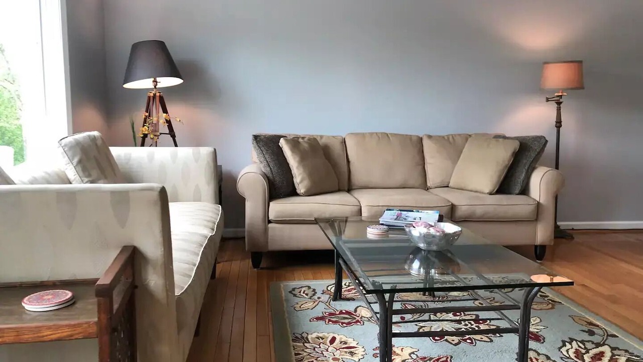 Photo of Livingroom in Bakerton