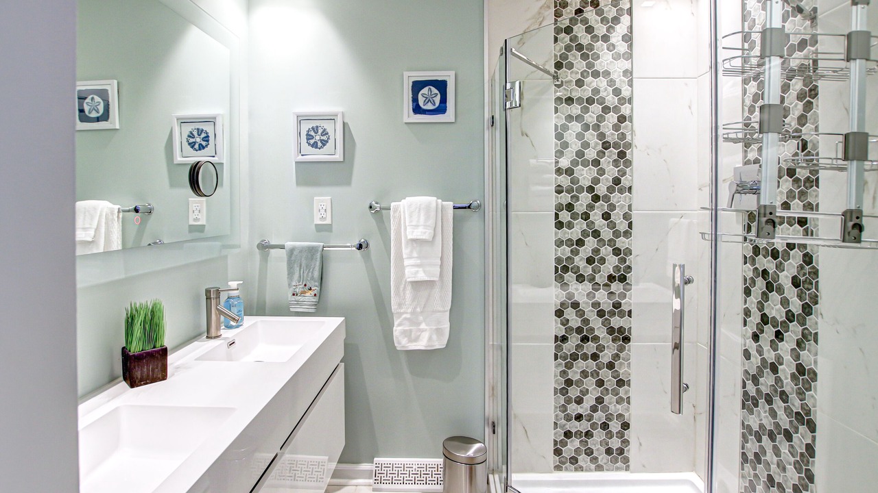 Photo of Bathroom in Port Clinton