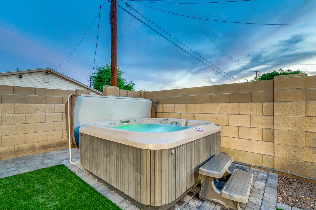 Photo of Outdoor in Cox Heights