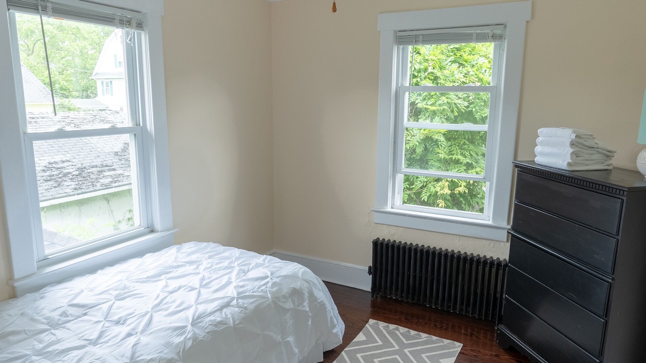 Photo of Bedroom in Belmar