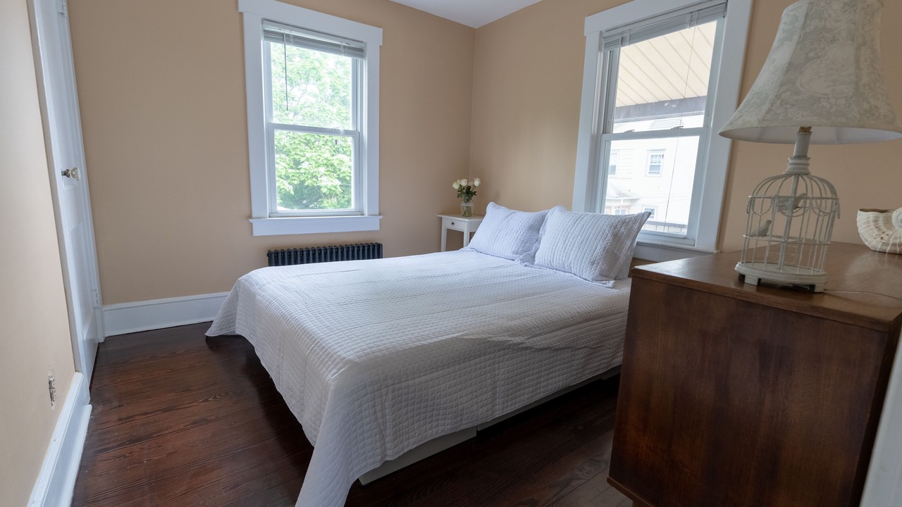 Photo of Bedroom in Belmar